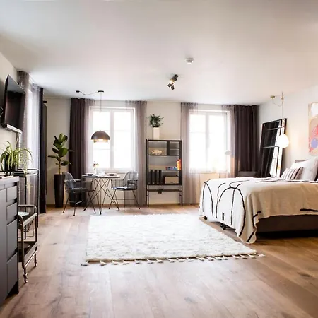 Livingloft * באד סאולגאו