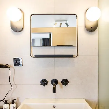Livingloft * באד סאולגאו