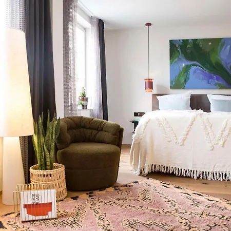 Livingloft באד סאולגאו