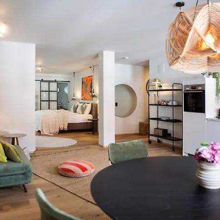 Livingloft באד סאולגאו